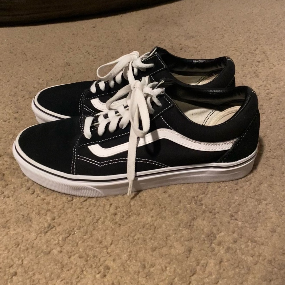 Vans old skool black skateboarding shoes mens 8.5